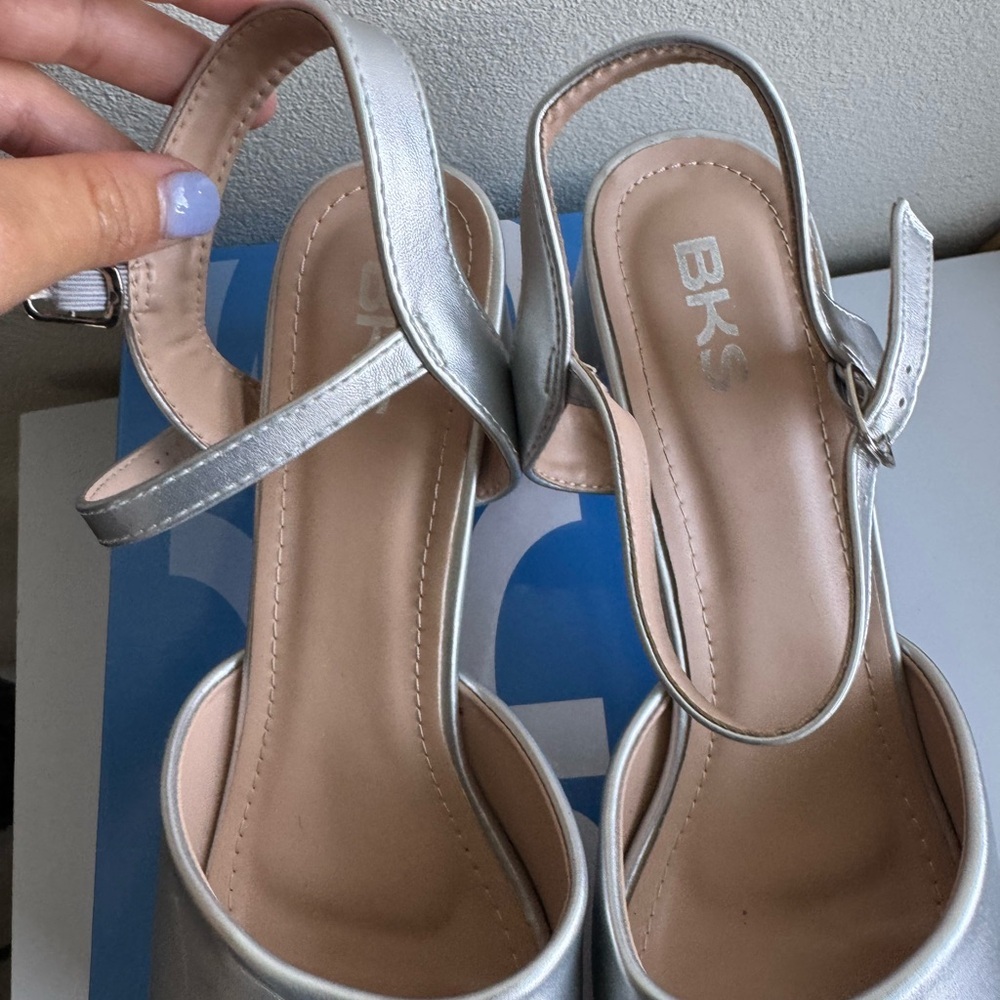 Silver BKS Block Heel Sandals - Size 10M - Picture 11 of 14